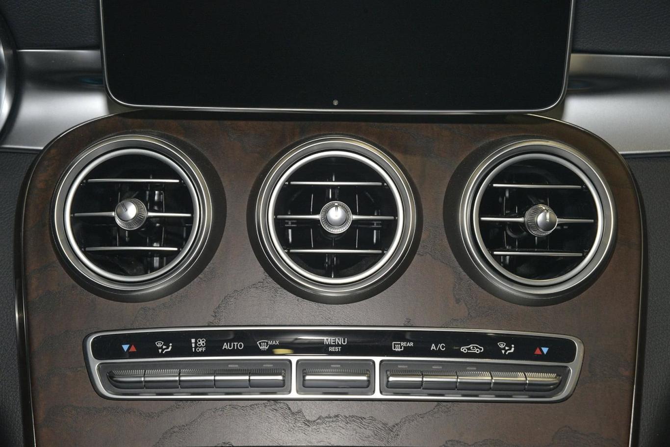 【奔驰glcglc300 豪华型前出风口图片-汽车图片大全】-易车