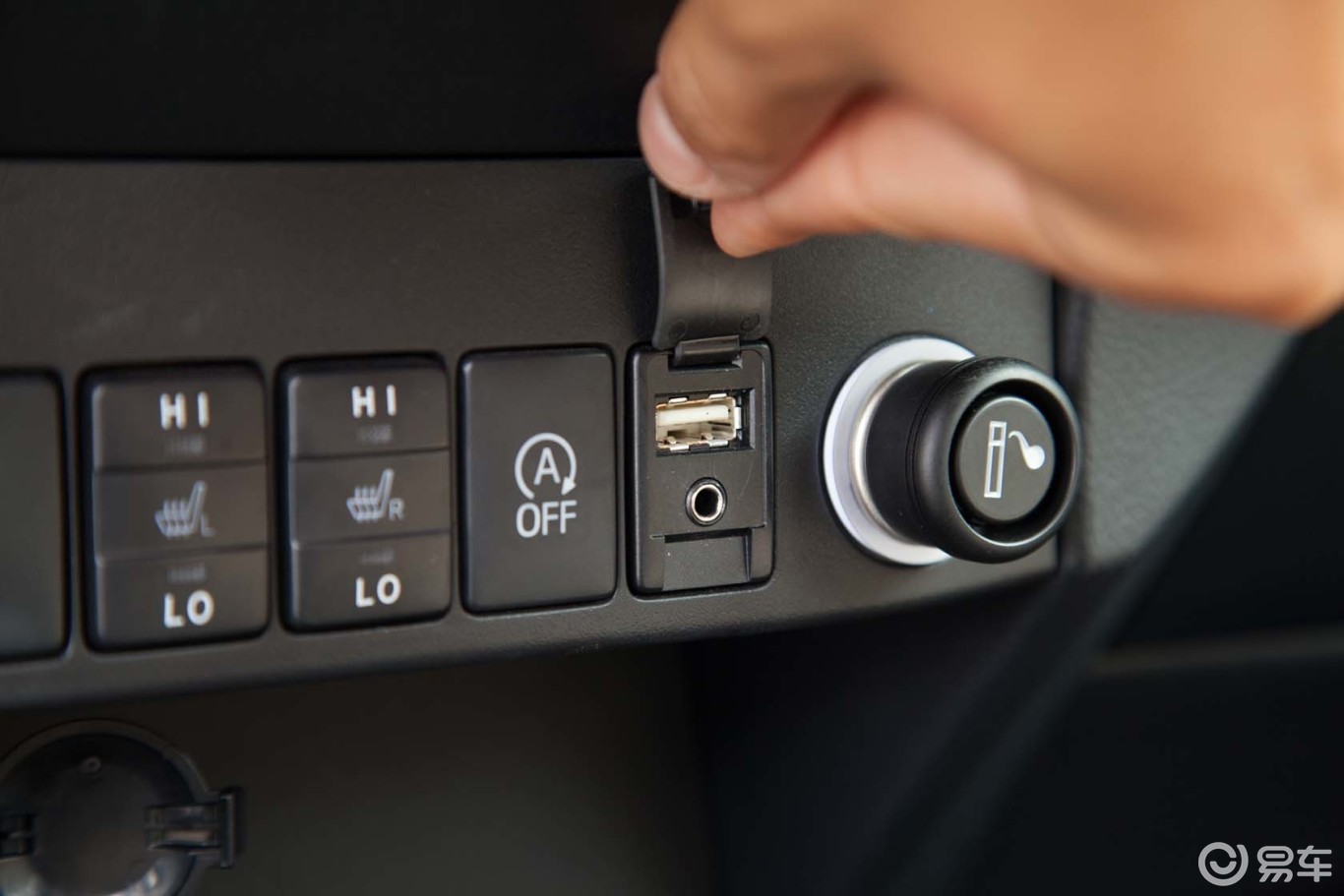 0l cvt 两驱 舒适版】丰田rav4荣放_2.