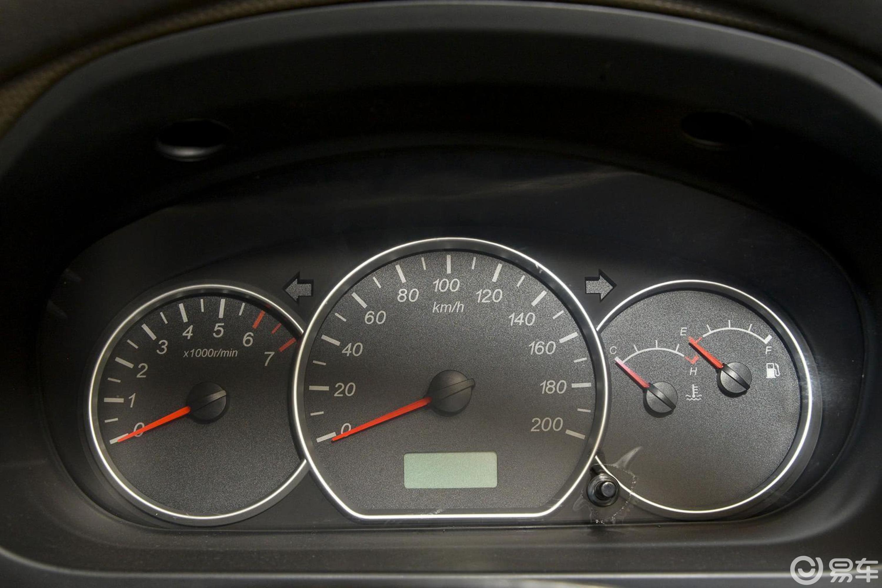 【五菱宏光s2015款1.