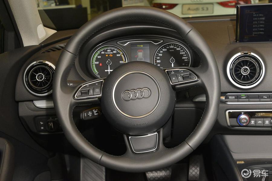 奥迪a3新能源(进口) 方向盘图