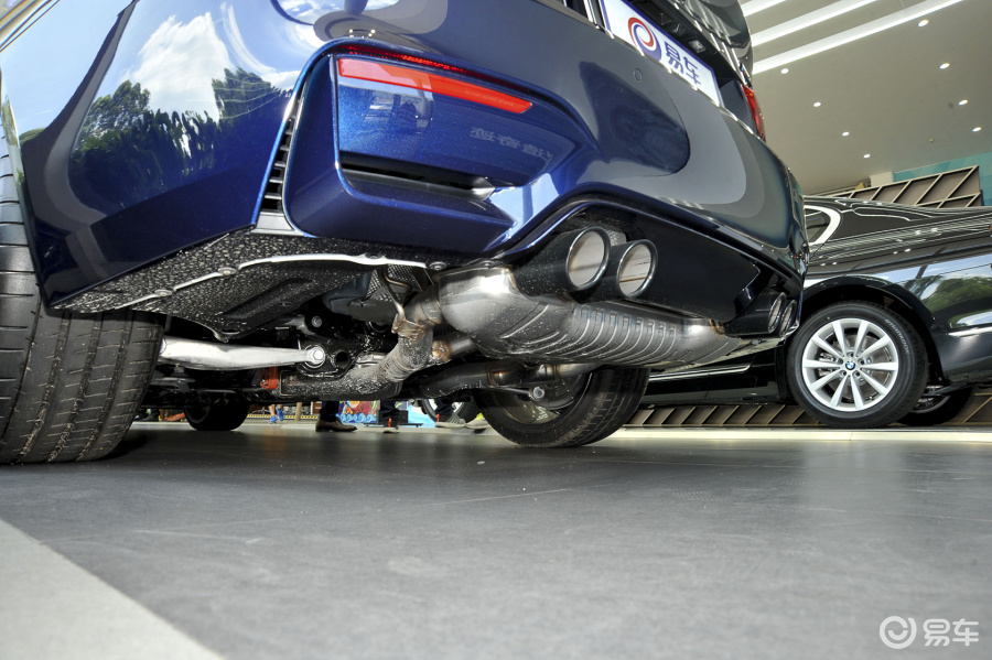 宝马m4(进口) 排气管图