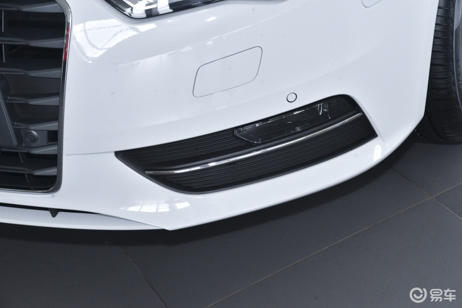 【奥迪a32016款sportback 35tfsi 风尚型雾灯汽车图片-汽车图片大全】