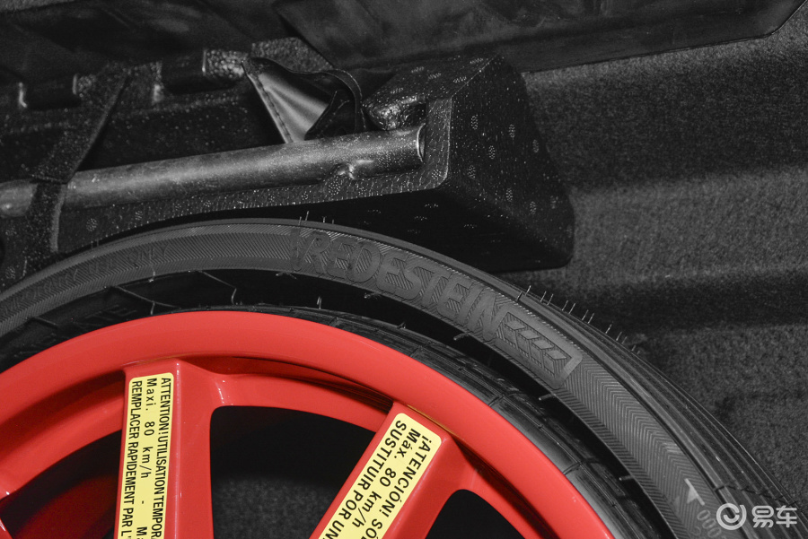 【保时捷macan2017款macan备胎品牌汽车图片-汽车图片大全】-易车网