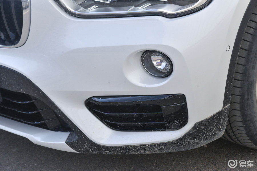 【华晨宝马x12016款xdrive25li豪华型雾灯汽车图片-汽车图片大全】