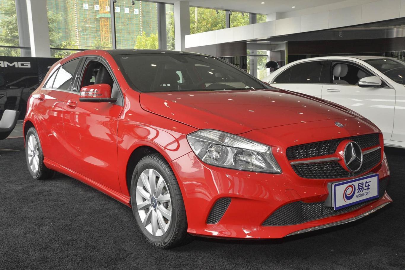 奔驰a级(进口)a 180侧前45度车头向右水平