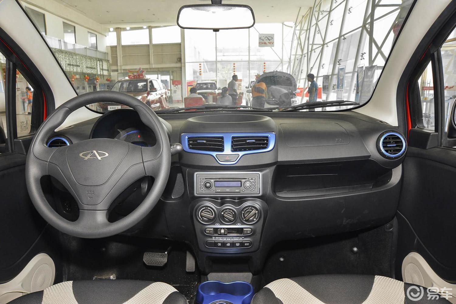 【奇瑞eq2015款豪华版内饰全景正拍汽车图片-汽车图片大全】-易车