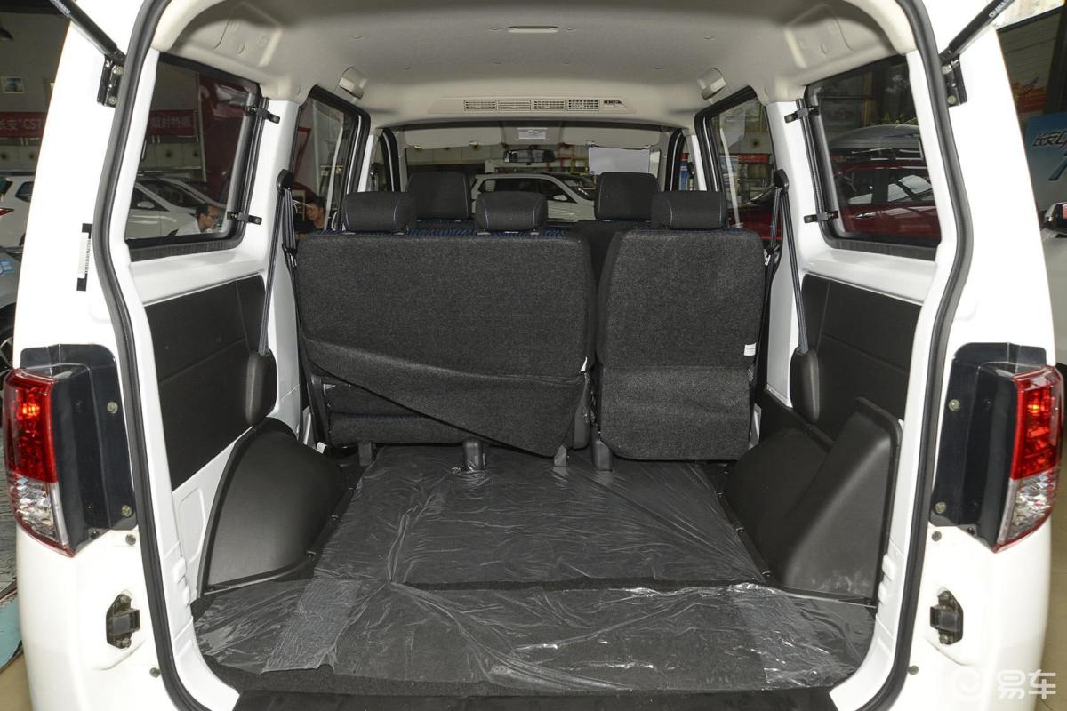 【欧诺s款行李箱空间汽车图片-汽车图片大全】-易车