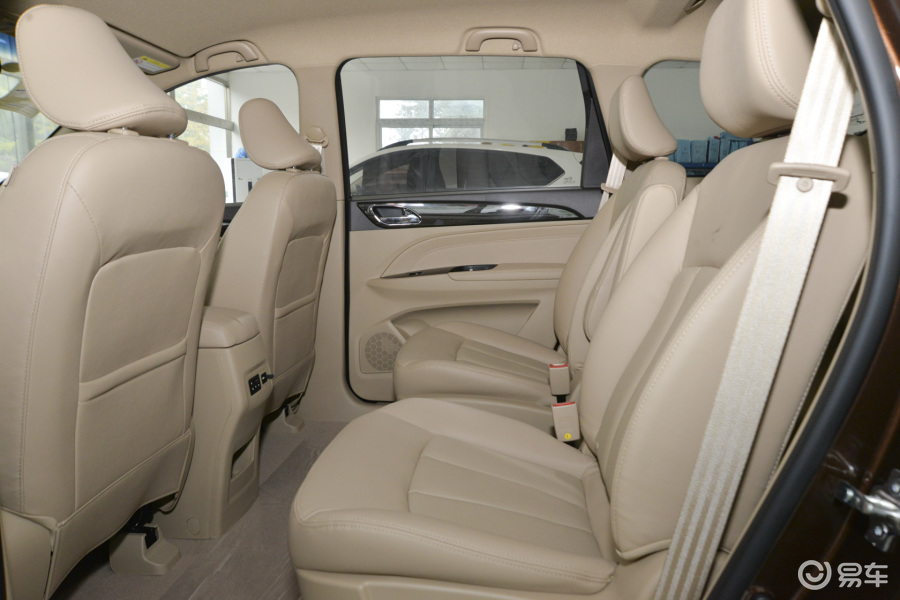 【宝骏7302016款1.