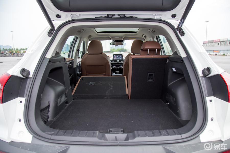 【宝沃bx52017款25t 手自一体 四驱 尊享版空间汽车图片-汽车图片大全