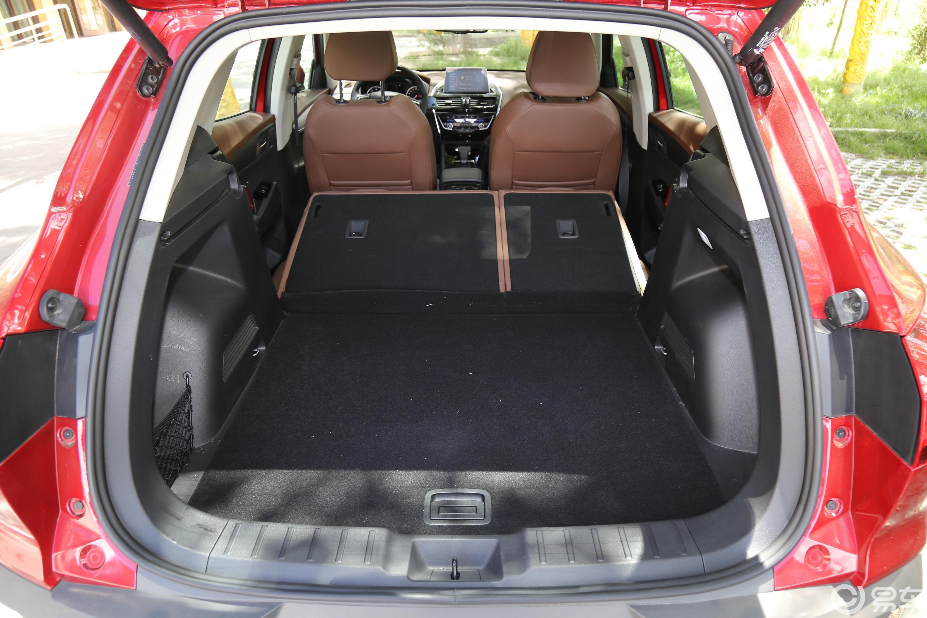 【宝沃bx52017款25t 手自一体 四驱 尊享版空间汽车图片-汽车图片大全