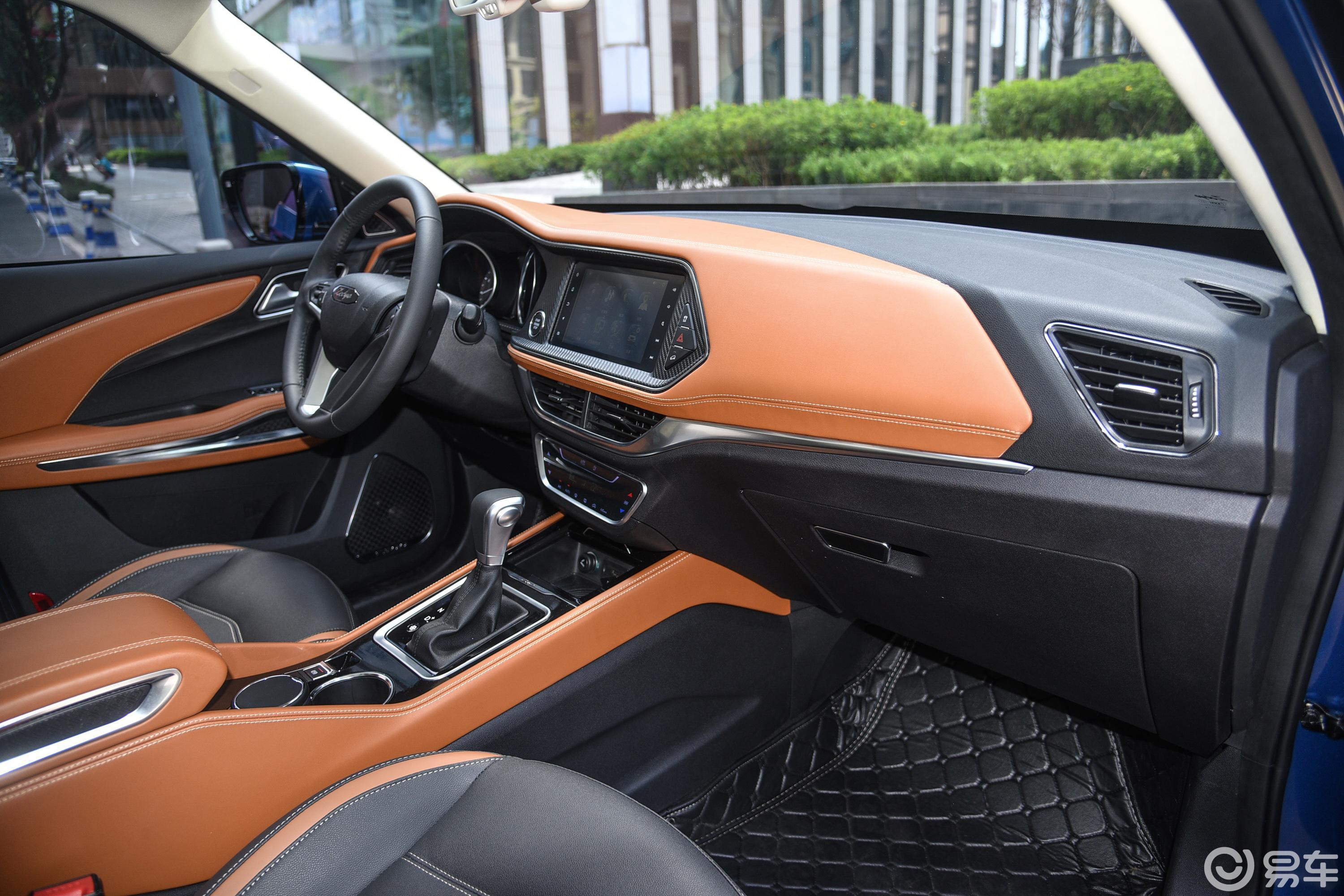 【众泰t3002017款1.