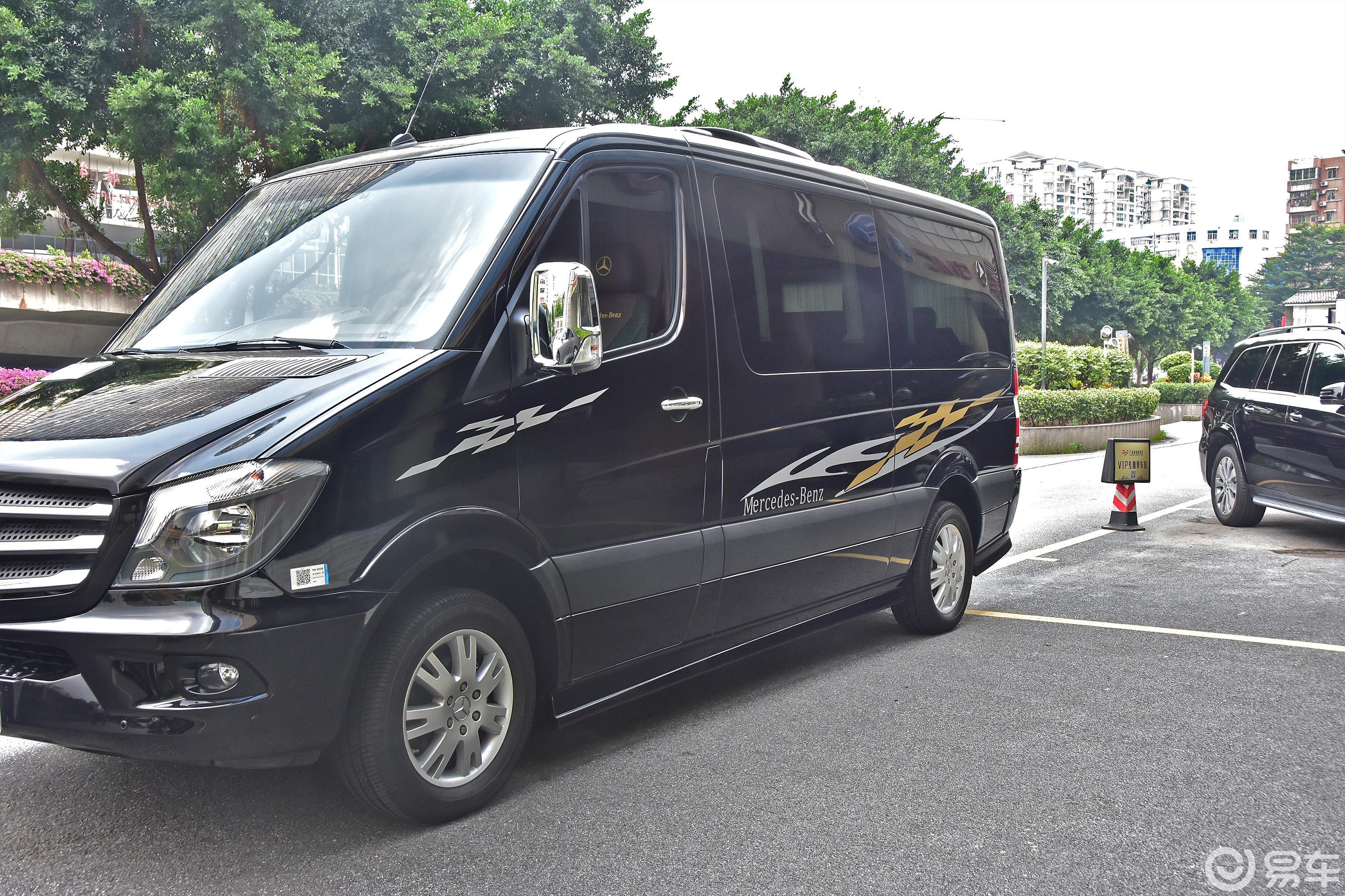 星驰汽车  铂驰sprinter系列  2014款  2014款  3.5l 自动 x型  3.