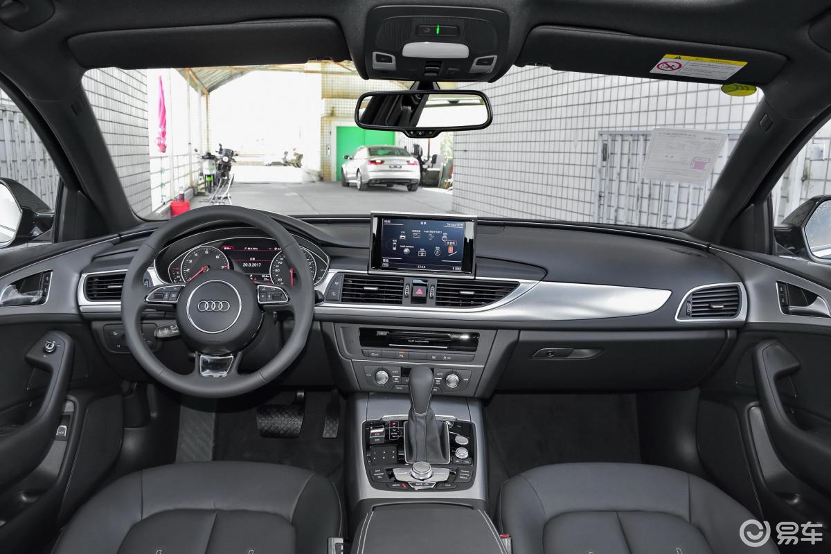 【奥迪a6l2018款30周年纪念版 35 tfsi 运动版内饰全景正拍汽车图片