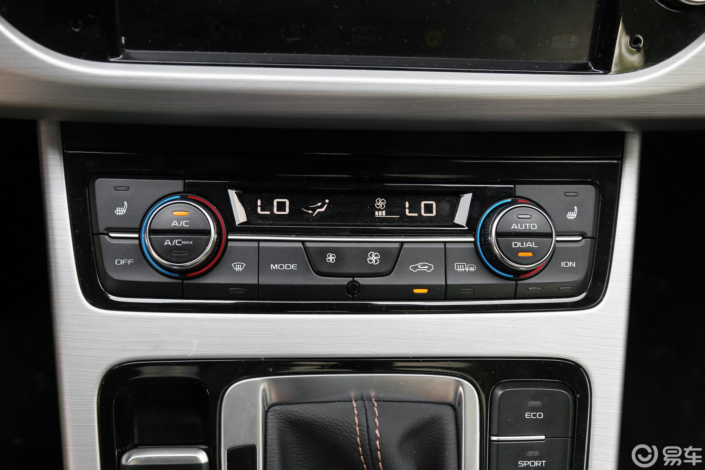 8t 手自一体 四驱 智尊版空调汽车图片-汽车图片大全】-易车