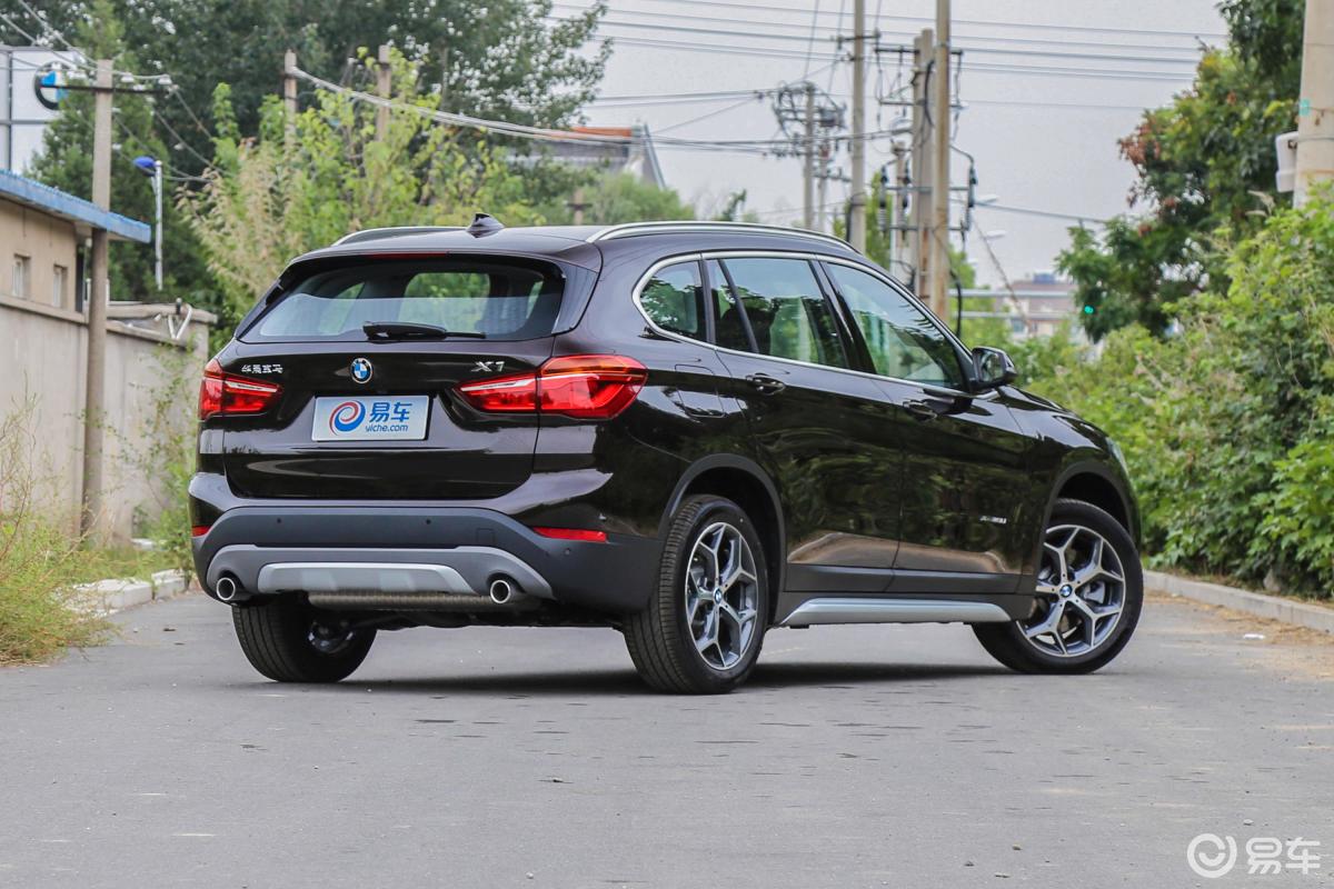 【宝马x12018款xdrive20li 尊享版侧后45度车头向右水平汽车图片-汽车