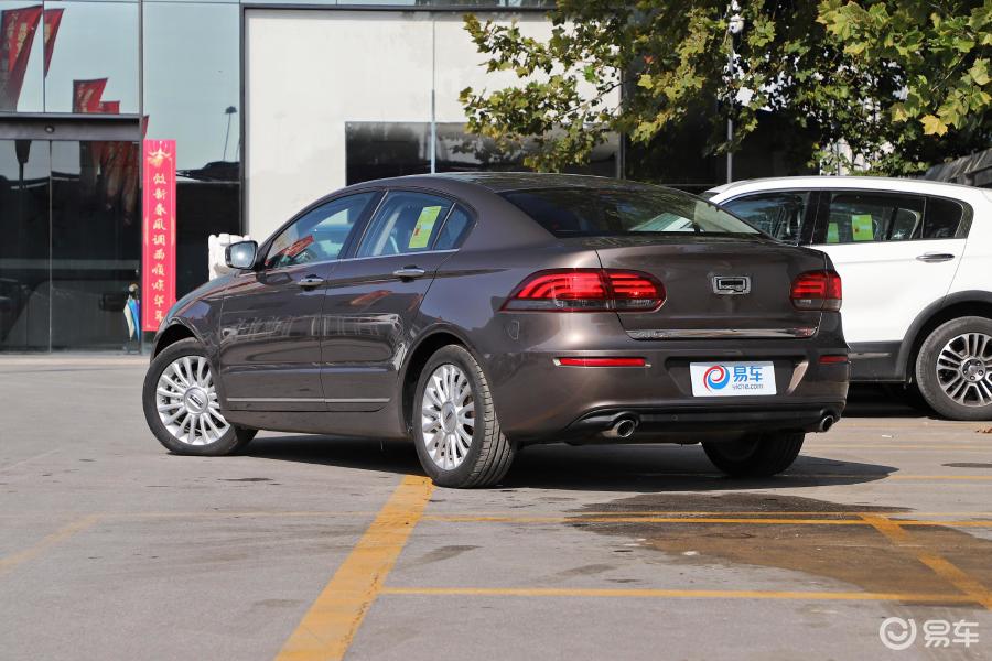 三厢1.6t 双离合 致臻型