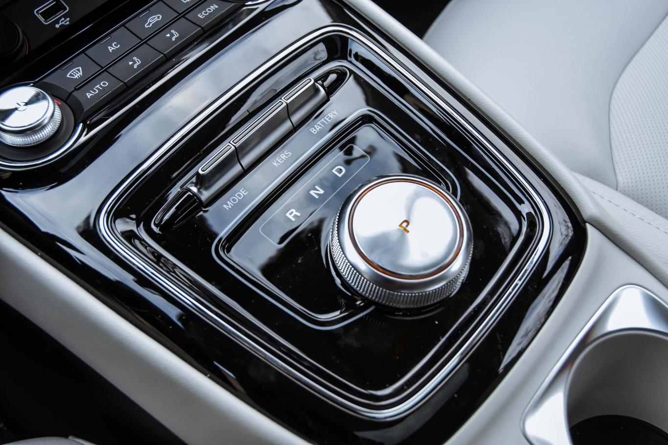 荣威ei5互联网旗舰版换挡杆