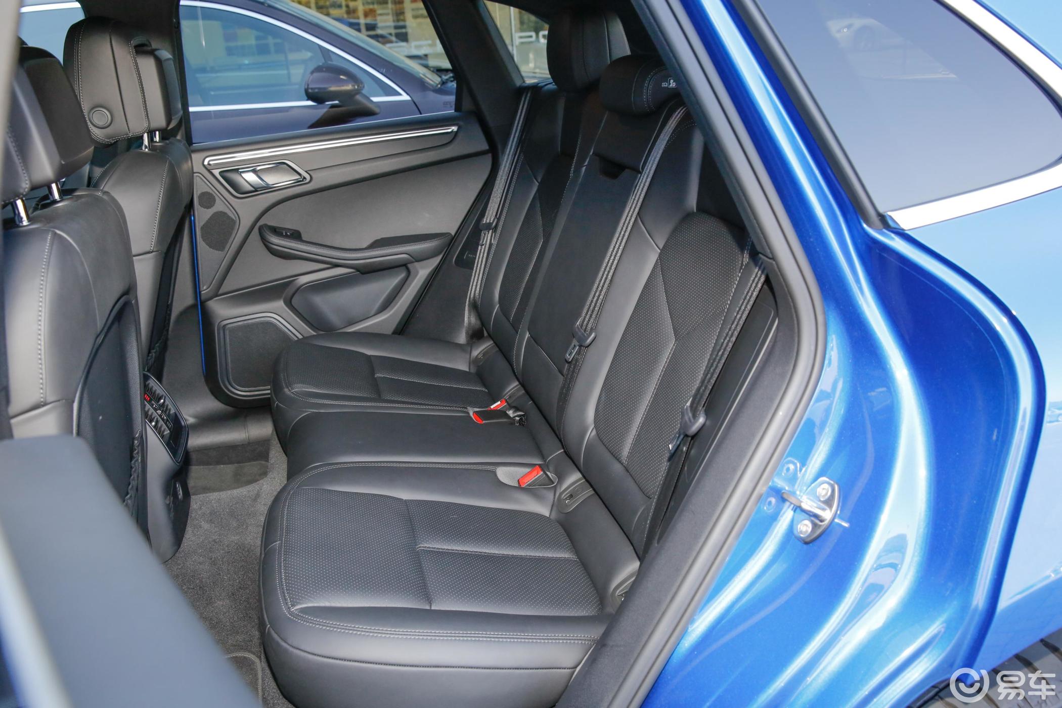 【macan2017款macan后排座椅汽车图片-汽车图片大全】-易车