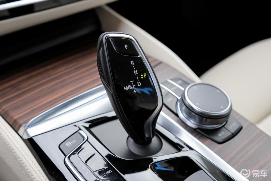 【宝马5系 插电混动2018款530le换挡杆汽车图片-汽车图片大全】-易车