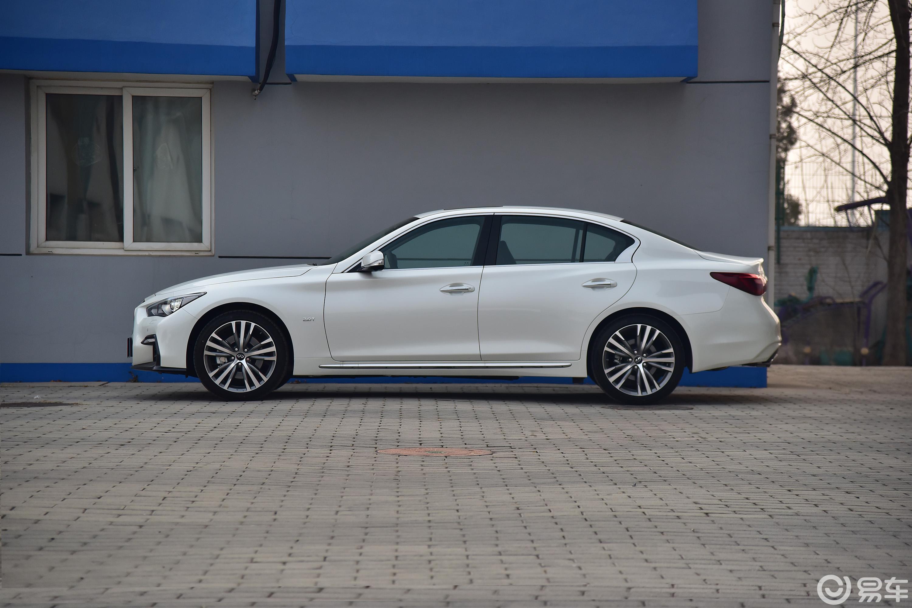 【英菲尼迪q50l2018款2.