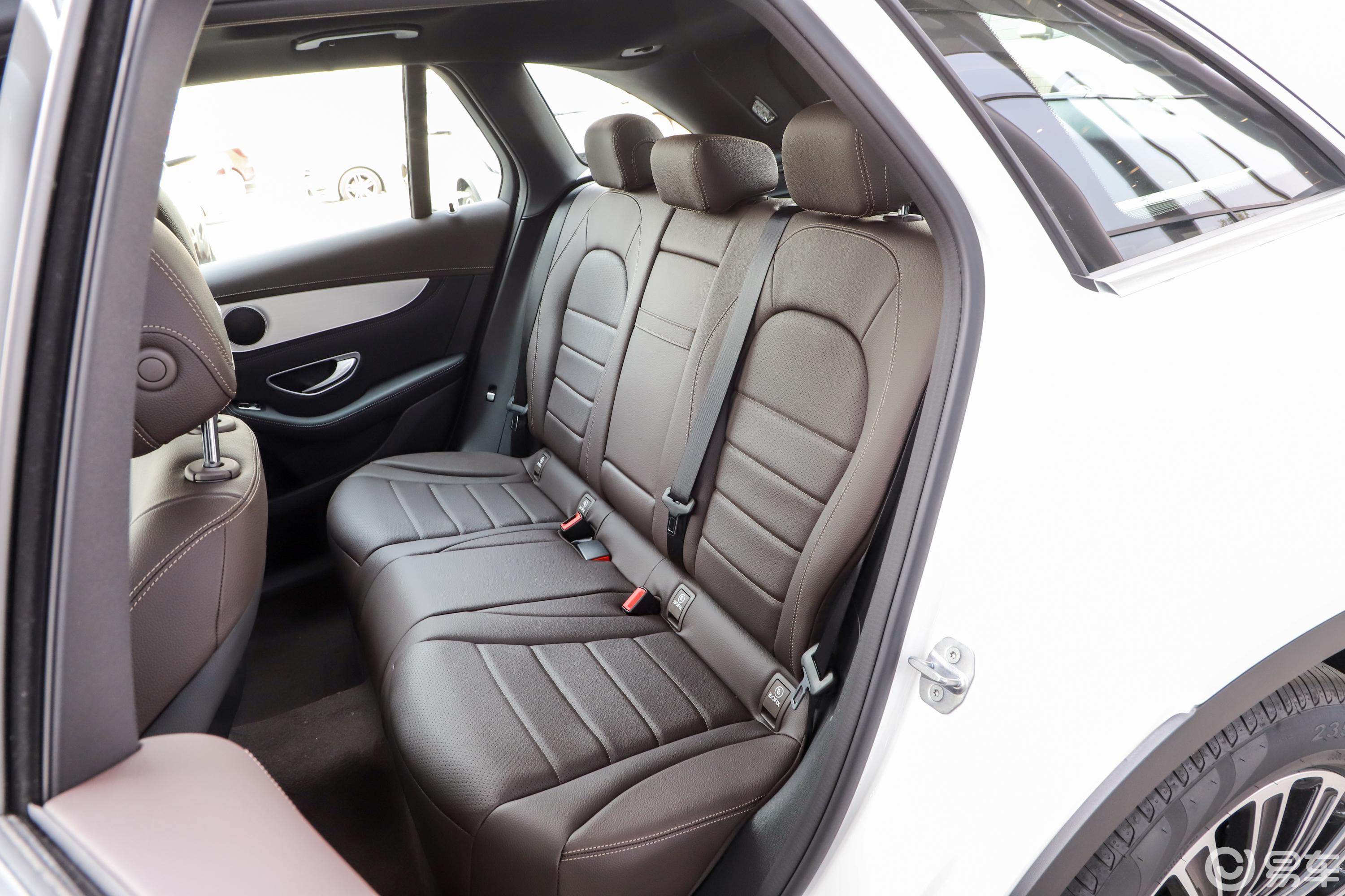 【奔驰glc2018款glc 200 4matic后排座椅汽车图片-汽车图片大全】