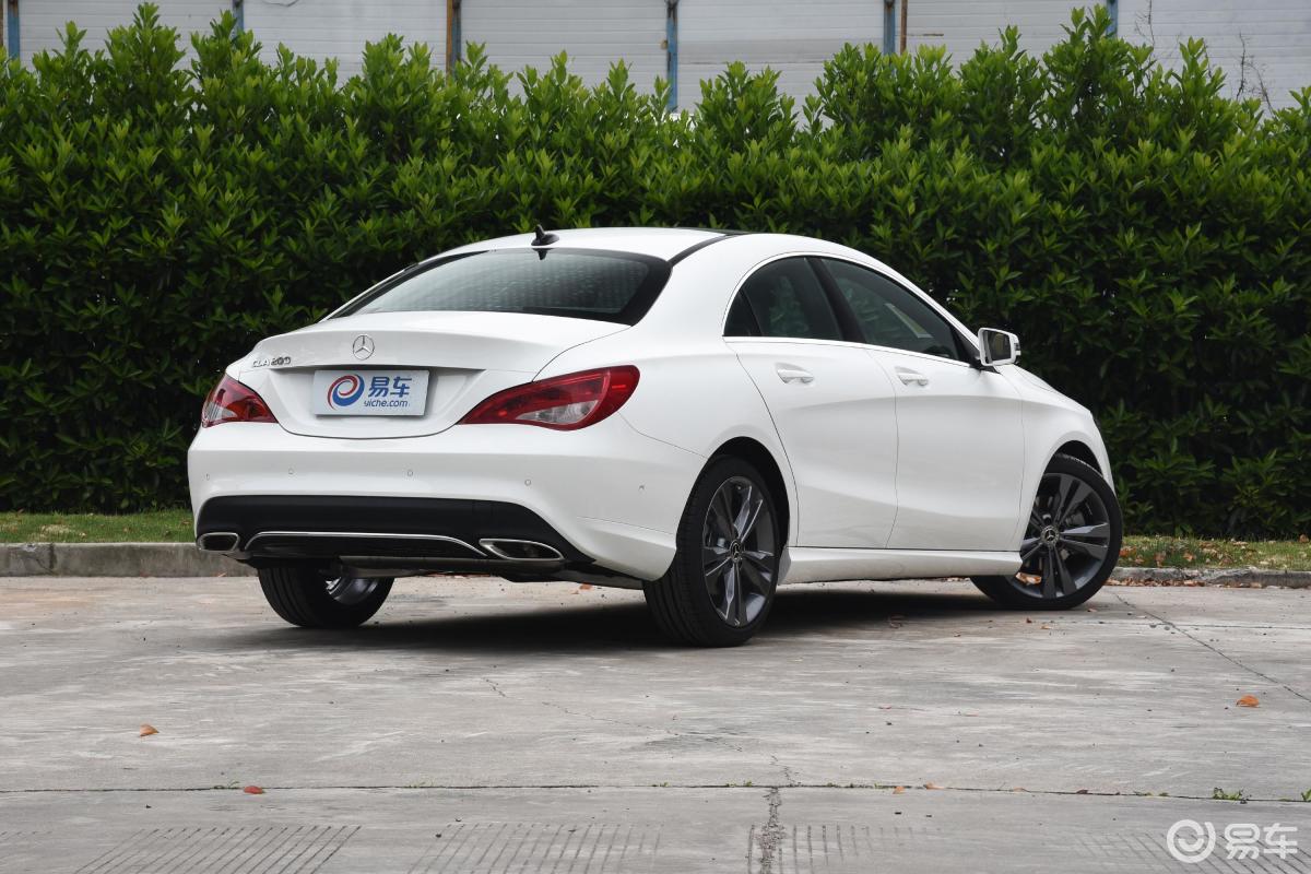 【奔驰cla级2018款cla 200 动感版侧后45度车头向右水平汽车图片-汽车