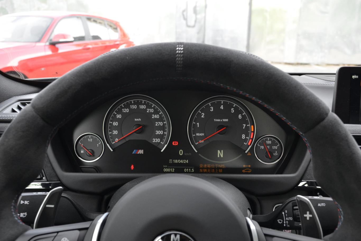 宝马m4m4 cs仪表盘