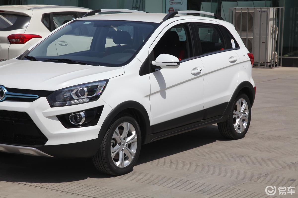 【北汽新能源ex2018款ex360 新尚版外观汽车图片-汽车图片大全】-易车