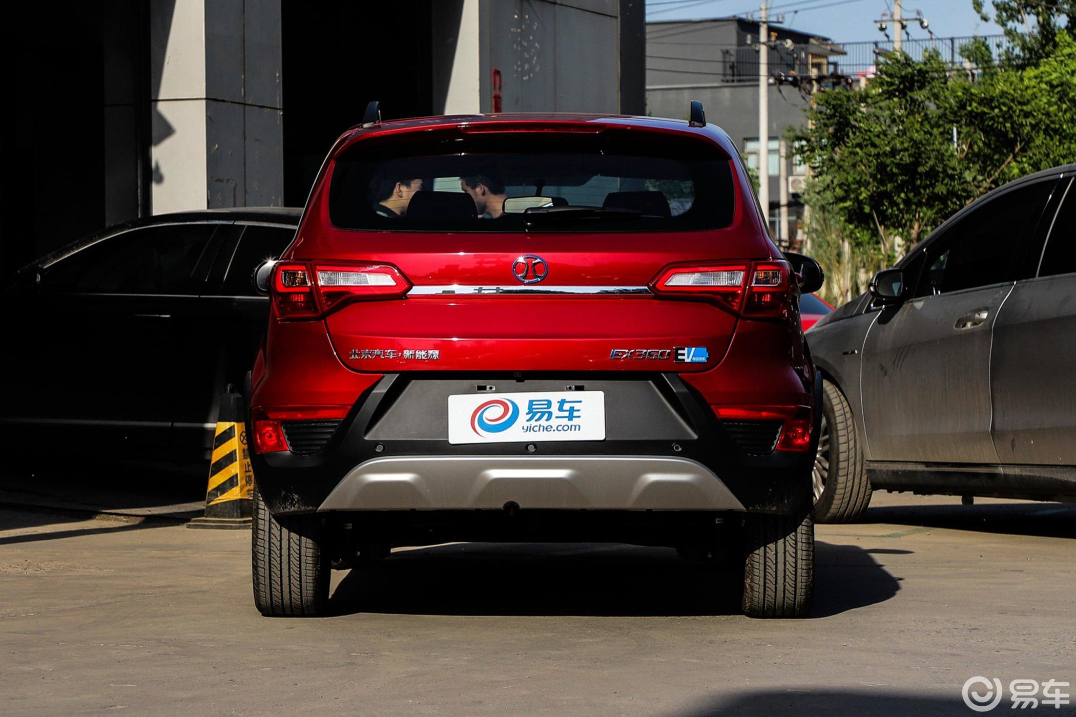 【北汽新能源ex2018款ex360 新尚版正后水平汽车图片-汽车图片大全】