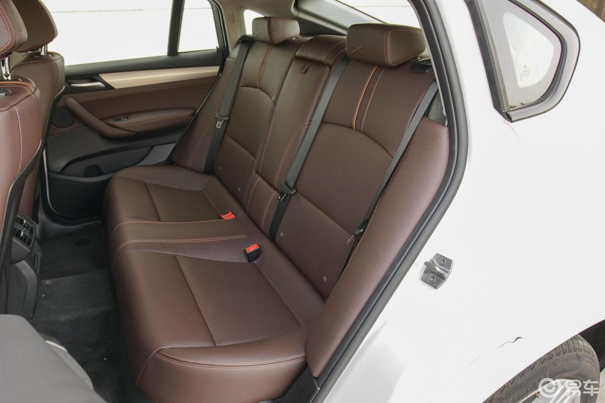 【宝马x42016款xdrive20i m运动版后排座椅汽车图片-汽车图片大全】