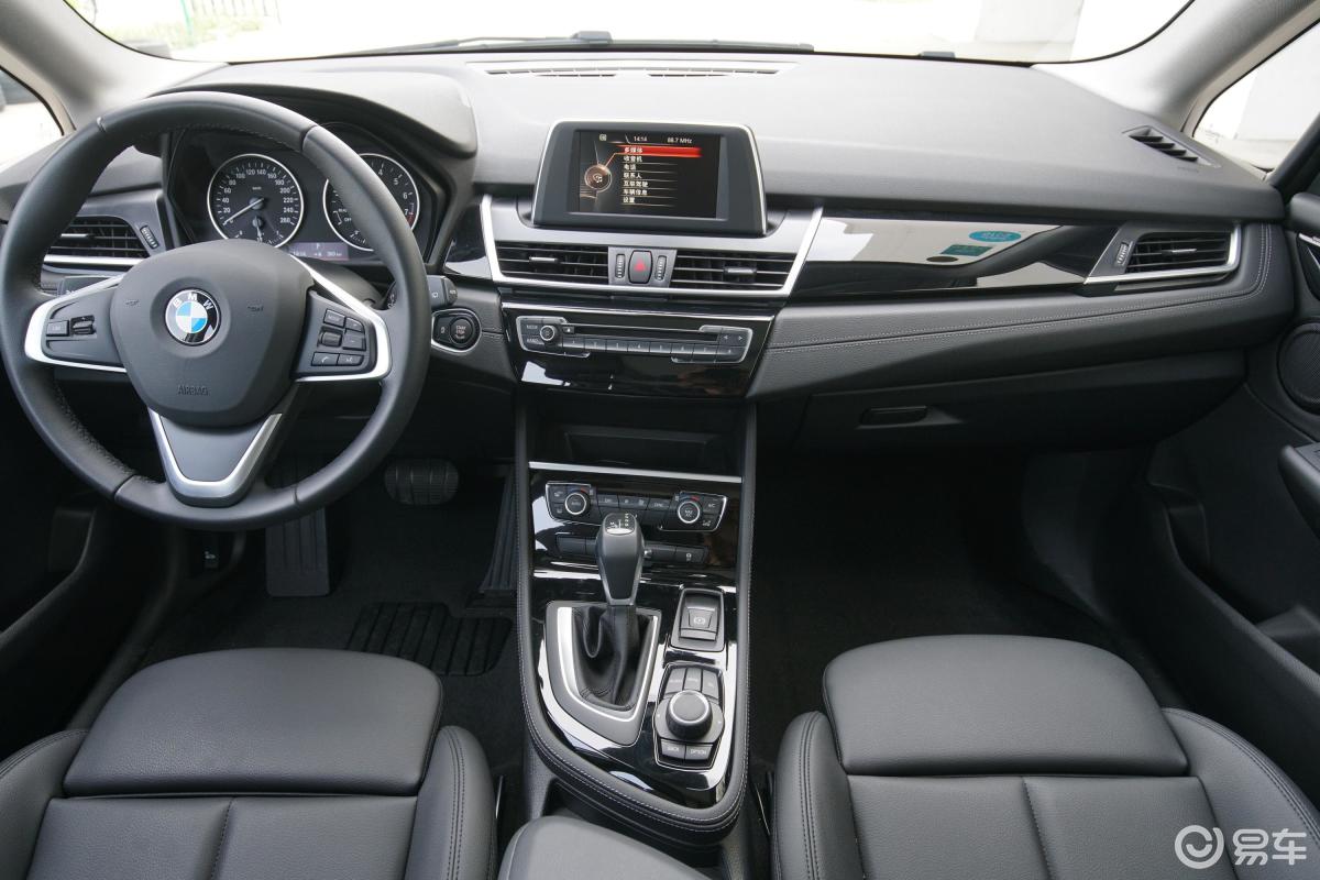 【宝马2系旅行车2016款218i 运动设计套装中控台整体汽车图片-汽车