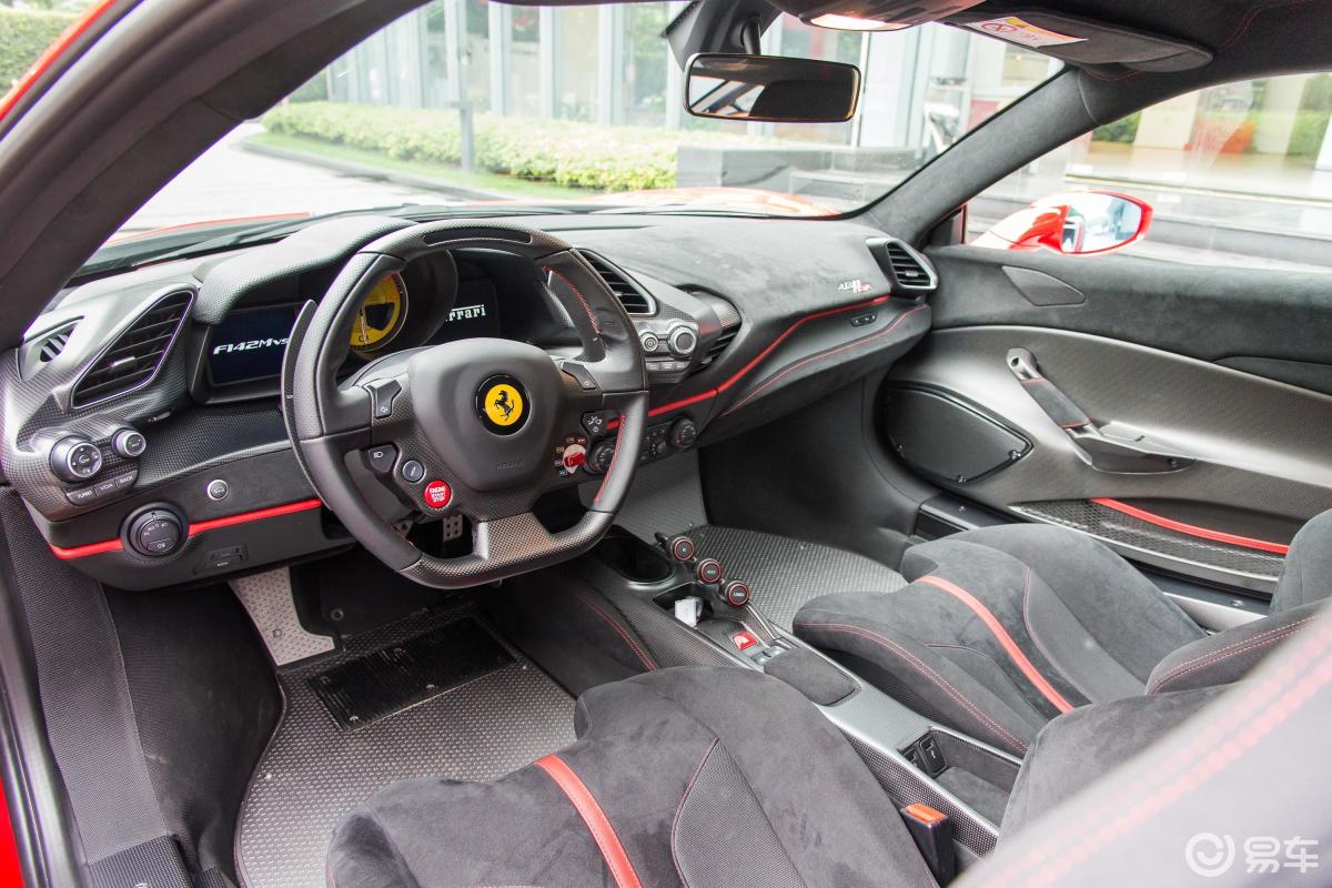 【法拉利4882018款3.