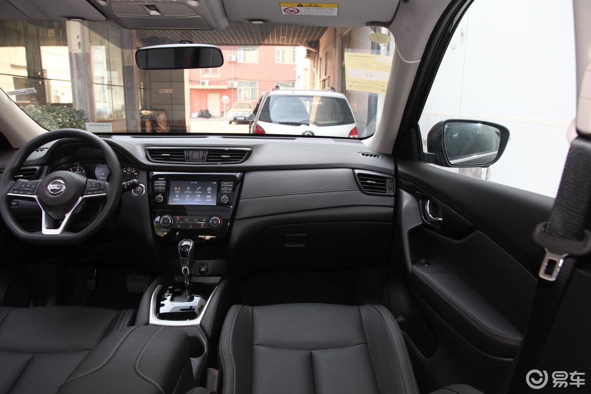 东风日产  奇骏 2017款 2020款  2019款  2017款  2016款  2015款