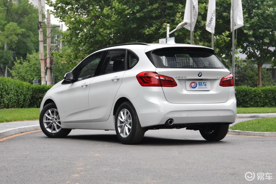 华晨宝马  宝马2系旅行车  2018款  2018款  2016款  218i 时尚版