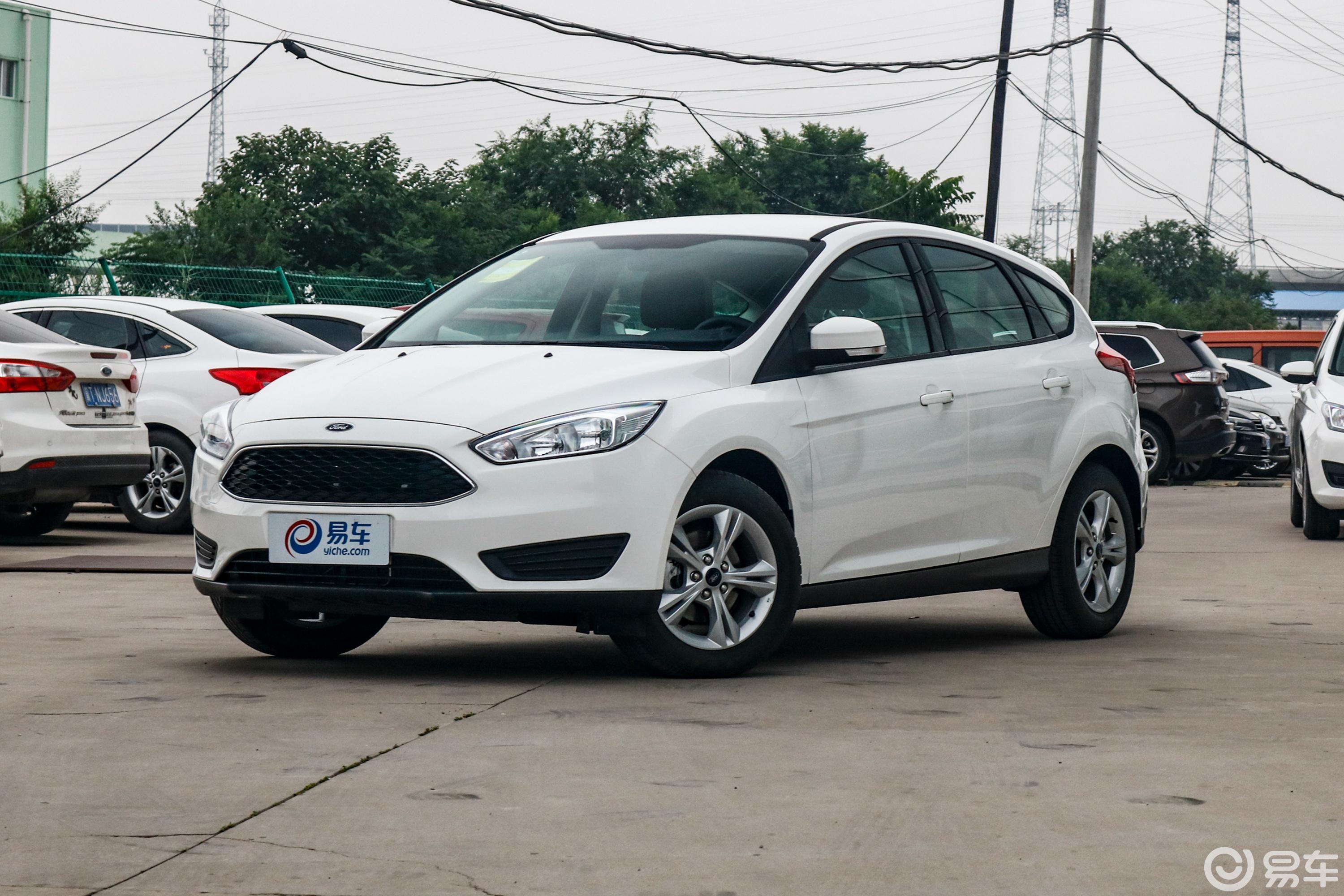 【福克斯2018款两厢经典 1.