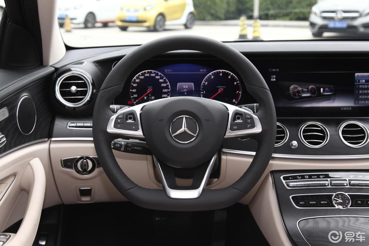 【奔驰e级2018款改款 e 320 l 4matic 运动轿车方向盘汽车图片-汽车