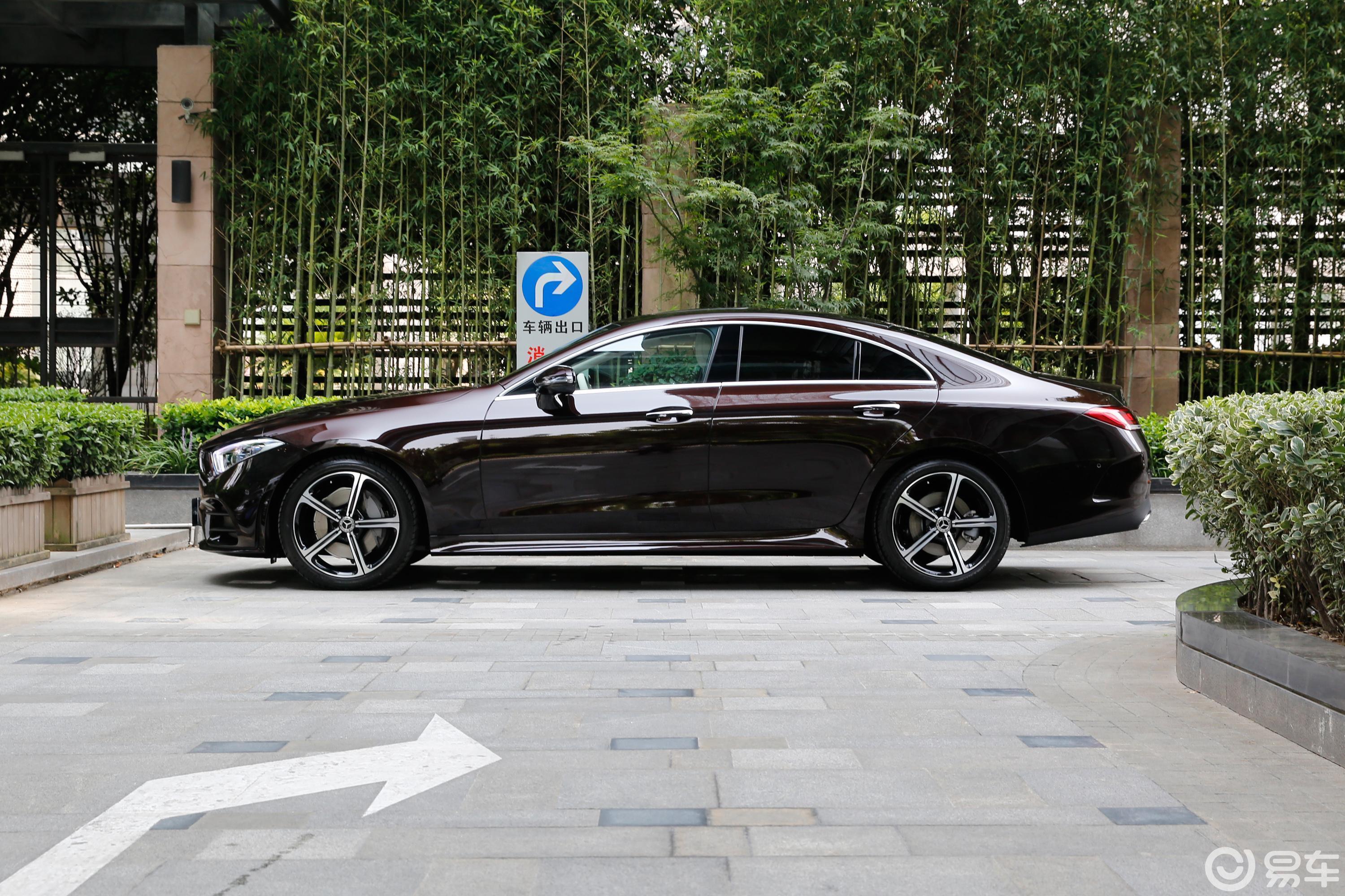 【奔驰cls级2018款cls 350 4matic正侧车头向左水平汽车图片-汽车图片