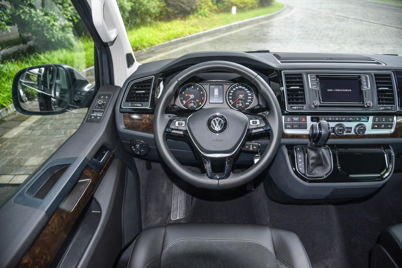 迈特威2.0tsi 四驱 探索版 7座内饰