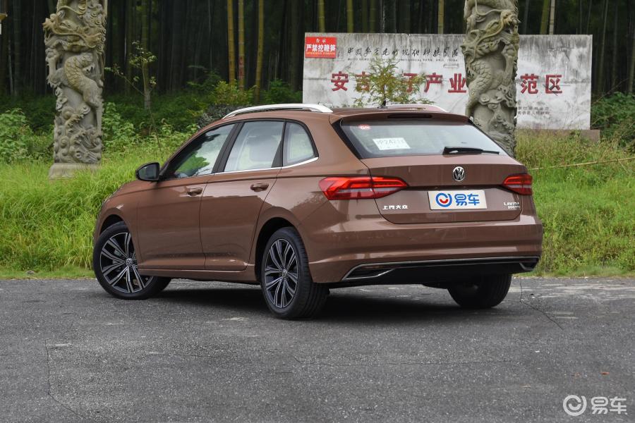 【朗逸2019款两厢 280tsi 双离合 豪华版侧后45度车头向左水平汽车