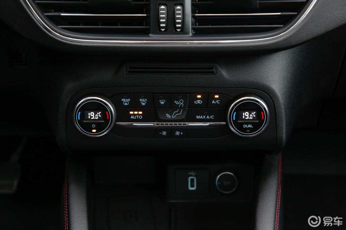 【福克斯2019款两厢 ecoboost180 手自一体 st line 国v空调汽车图片