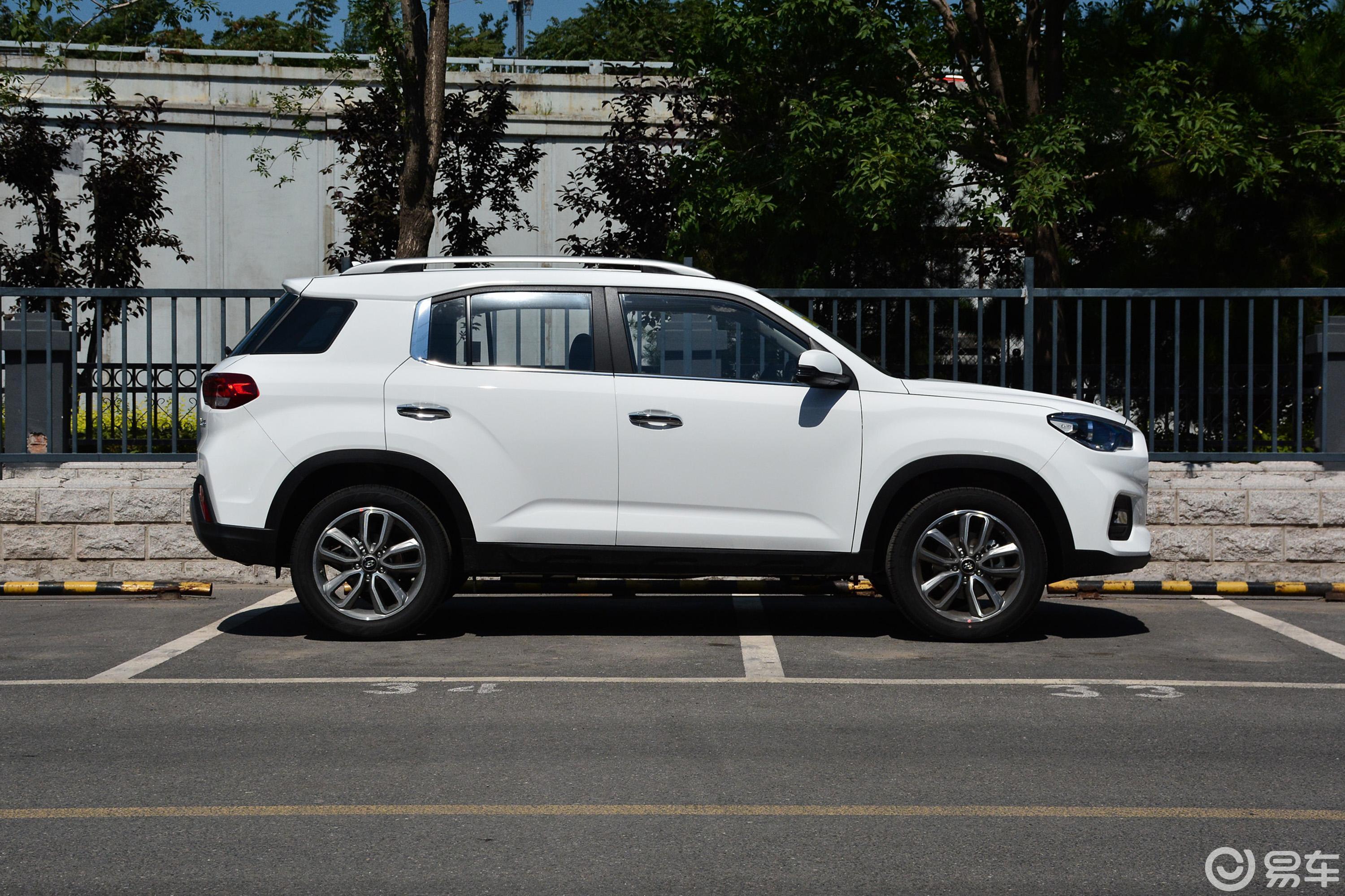 【现代ix352018款2.