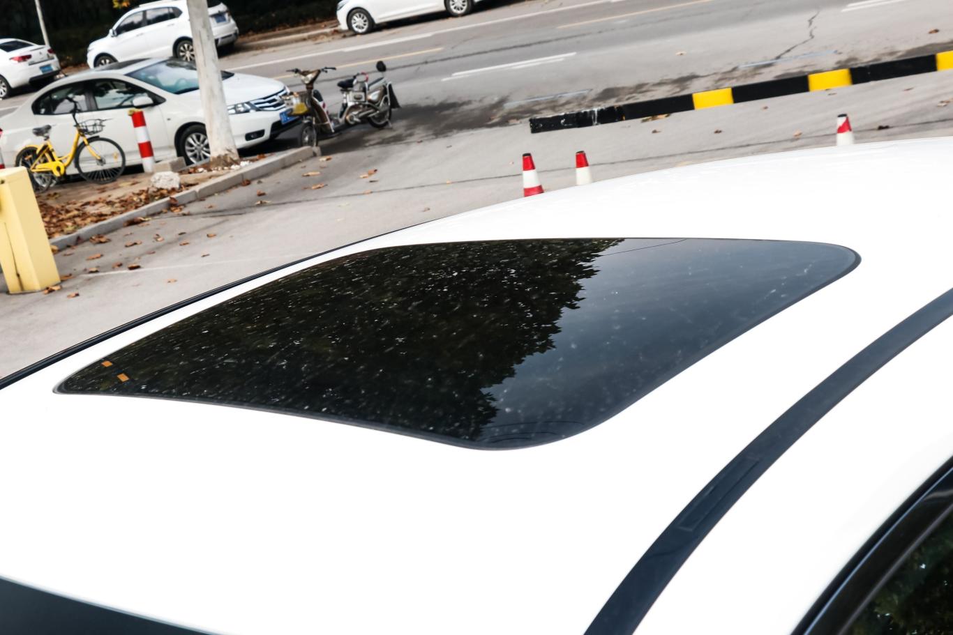 奔驰glc轿跑glc 200 4matic 轿跑suv天窗