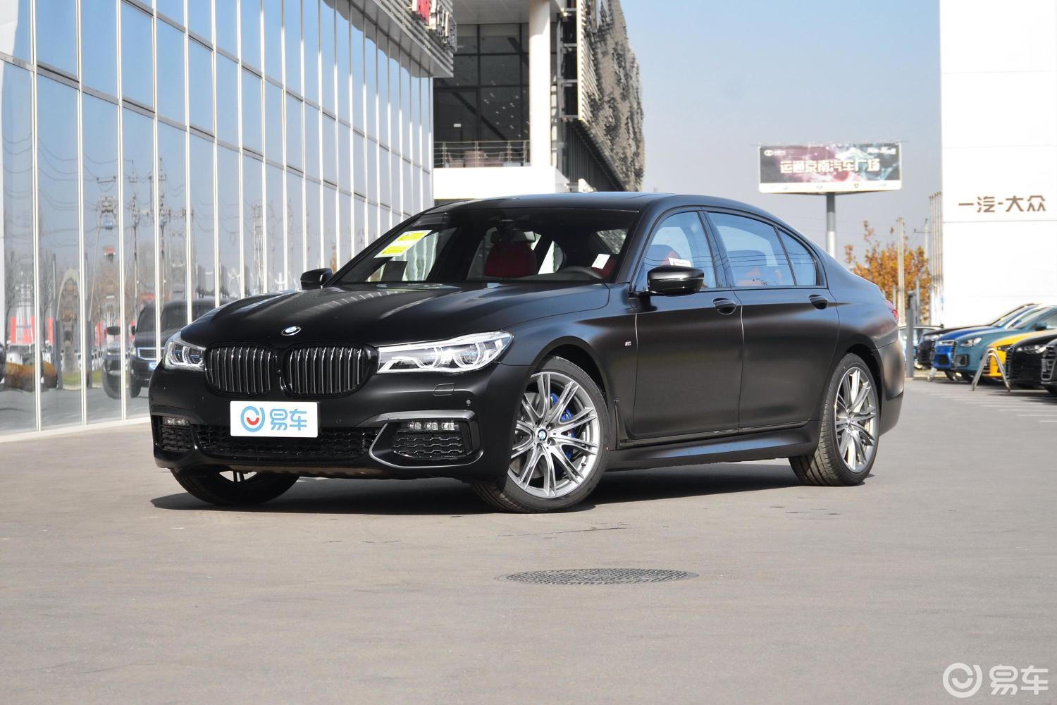 【宝马7系2018款黑焰版 740li xdrive 尊享版 m运动套装侧前45度车头