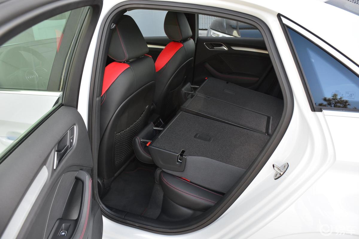 【奥迪s32019款2.0t limousine空间汽车图片-汽车图片大全】-易车