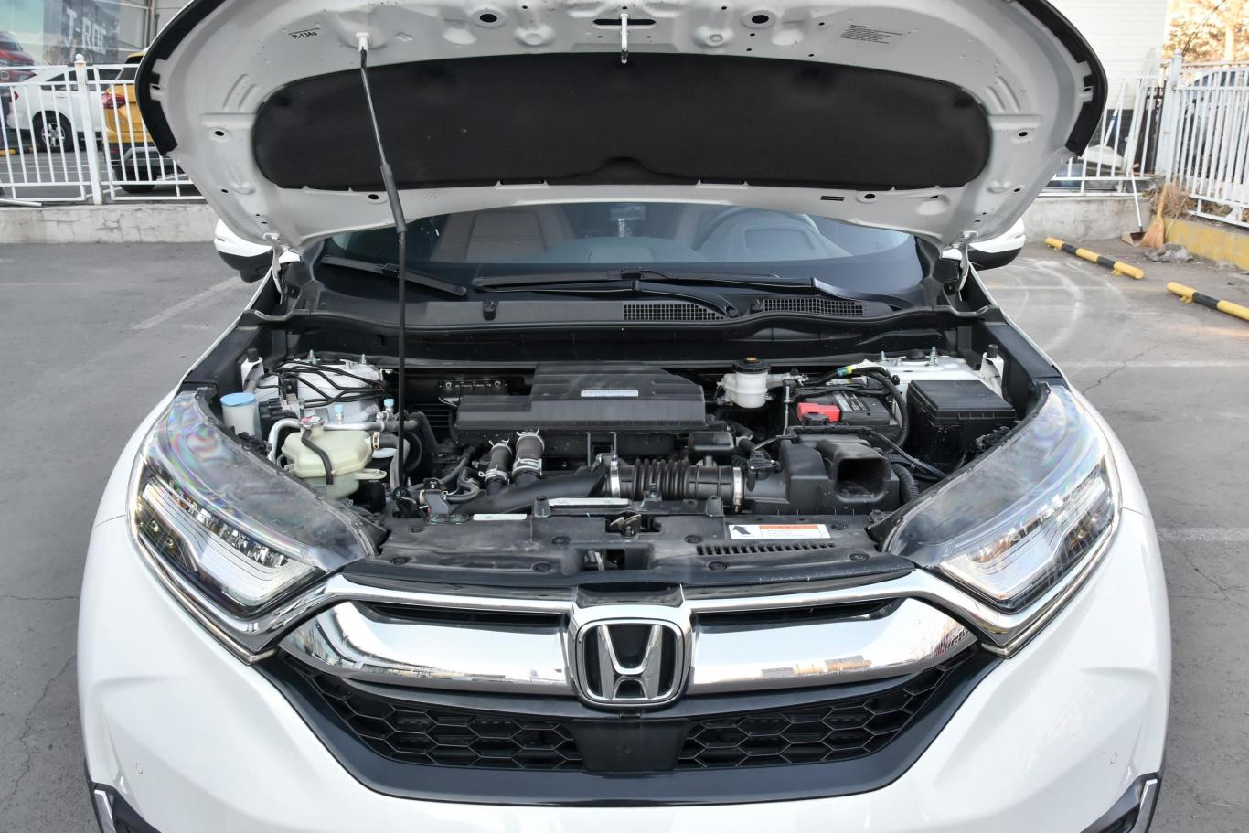 本田cr-v240turbo cvt 四驱 尊耀版 国v发动机舱整体