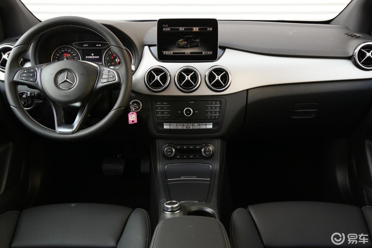 【奔驰b级2019款b 200 动感版中控台整体汽车图片-汽车图片大全】