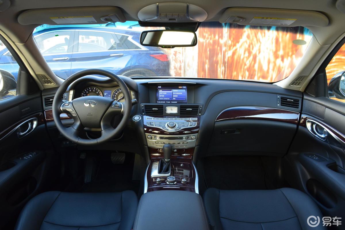 【英菲尼迪q70l2019款2.