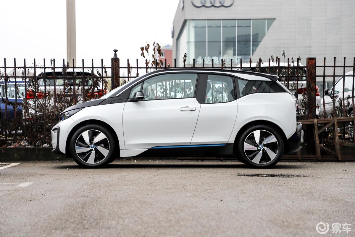 【宝马i32018款增程版正侧车头向左水平汽车图片-汽车图片大全】-易车