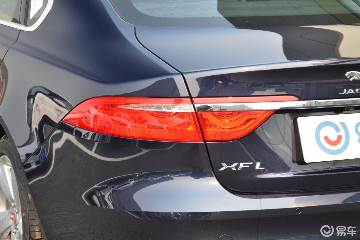 0t 200ps 精英版尾灯侧45度俯拍汽车图片-汽车图片大全】-易车