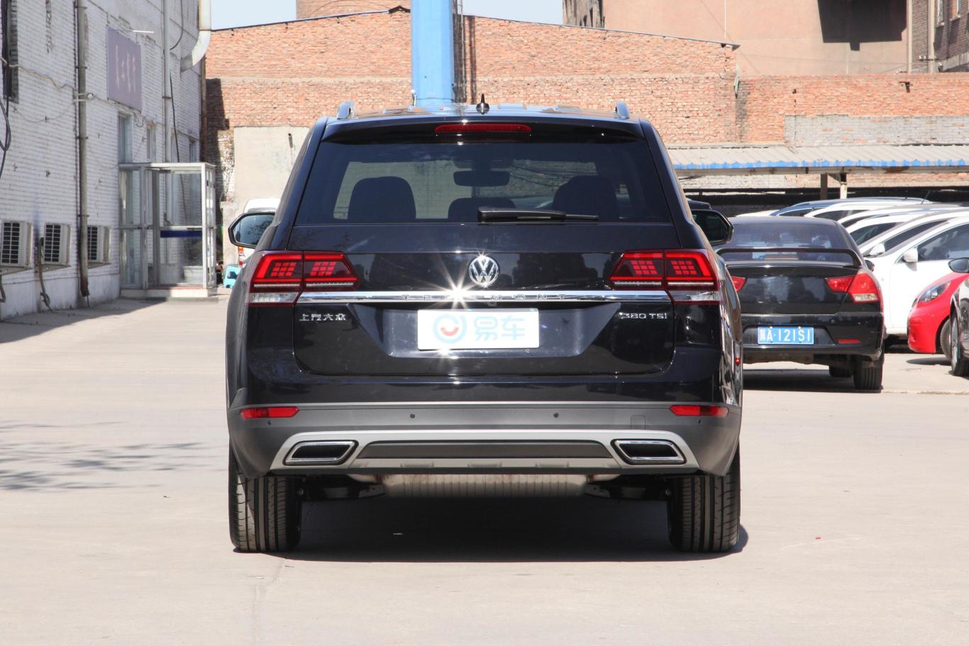 途昂380tsi 四驱 舒适版正后水平